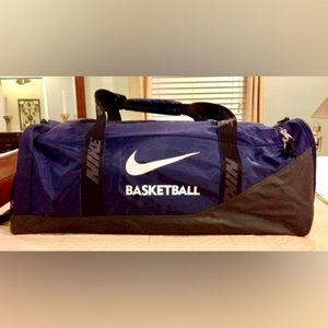 Nike Basketball XL Gym Bag